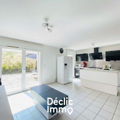 Appartement 4 pièces 328000 €