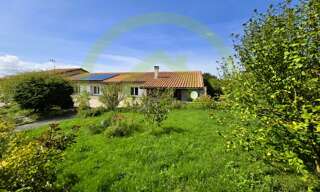 Maison 6 Pièces 148 m² à vendre à Saint-Bonnet-sur-Gironde (17150)