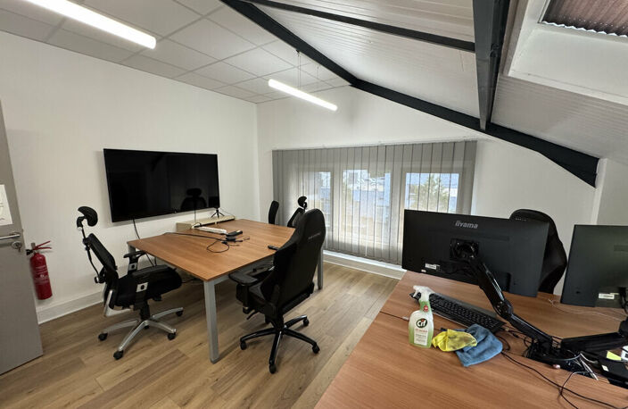 BUREAUX à VENDRE — photo 3