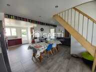Maison rénovée sur sous-sol avec 3 chambres, garage et terrain — photo 4