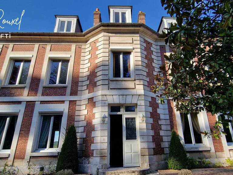Demeure de maître  300 m²  11 pièces, 7 chambres — photo 1