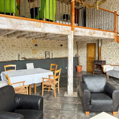 Maison 20 pièces 1600000 €