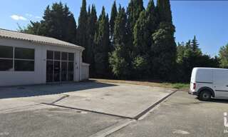 Commerce  100 m² à louer à Aubignan (84810)