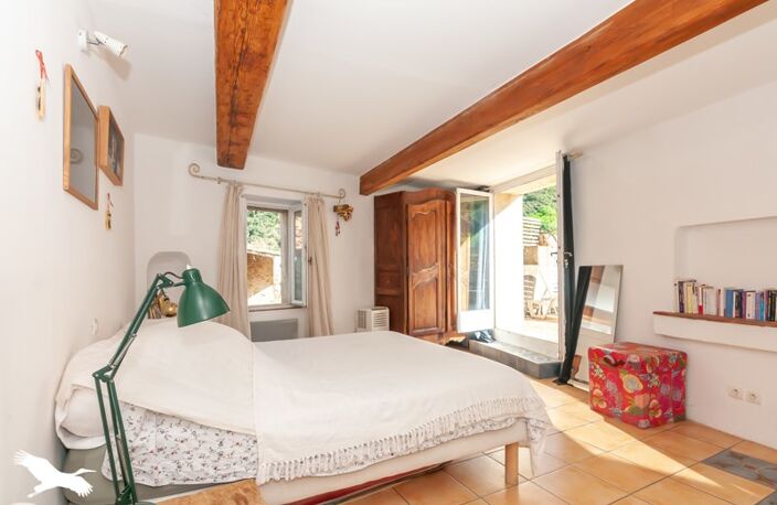 Maison en pierre de 5 pièces principales — photo 3