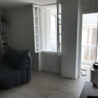 Immeuble  213000 €