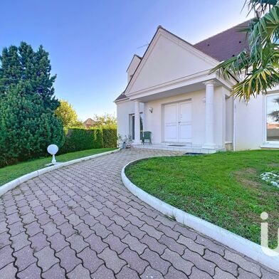 Maison 7 pièces 499000 €