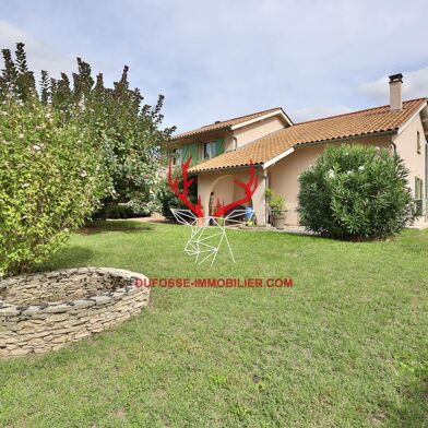 Maison 4 pièces 620000 €