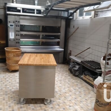 Immeuble  182000 €