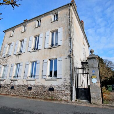 Maison 15 pièces 211000 €