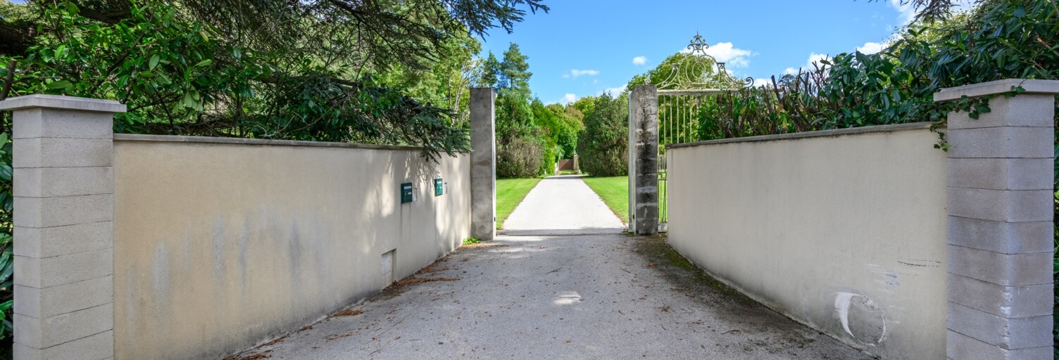 Maison 13 Pièces 498 m² à vendre à Ozoir-la-Ferrière (77330)