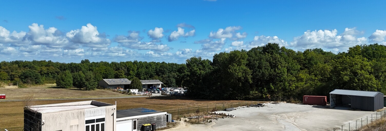 Immeuble  139 m² à vendre à Bouëx (16410)