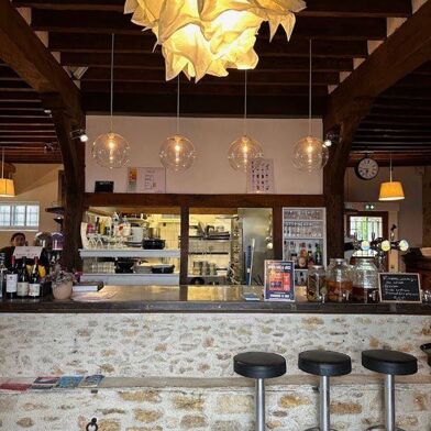 Commerce  350000 €