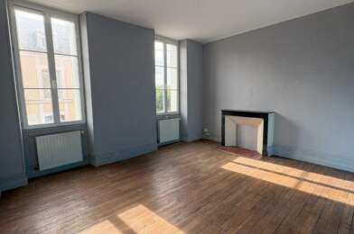 Maison 8 pièces 95400 €