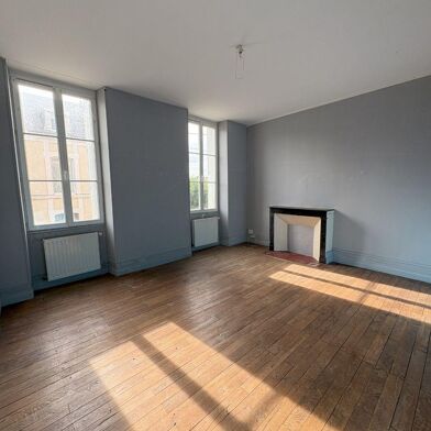 Maison 8 pièces 95400 €