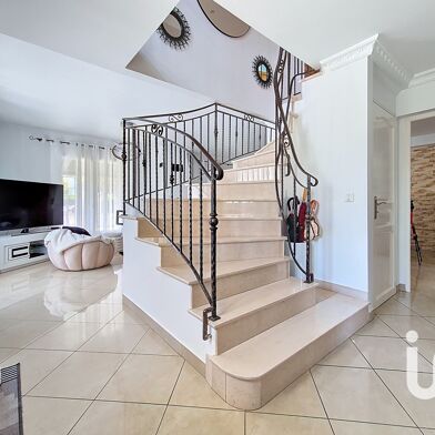 Maison 7 pièces 576500 €