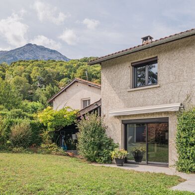 Maison 7 pièces 590000 €