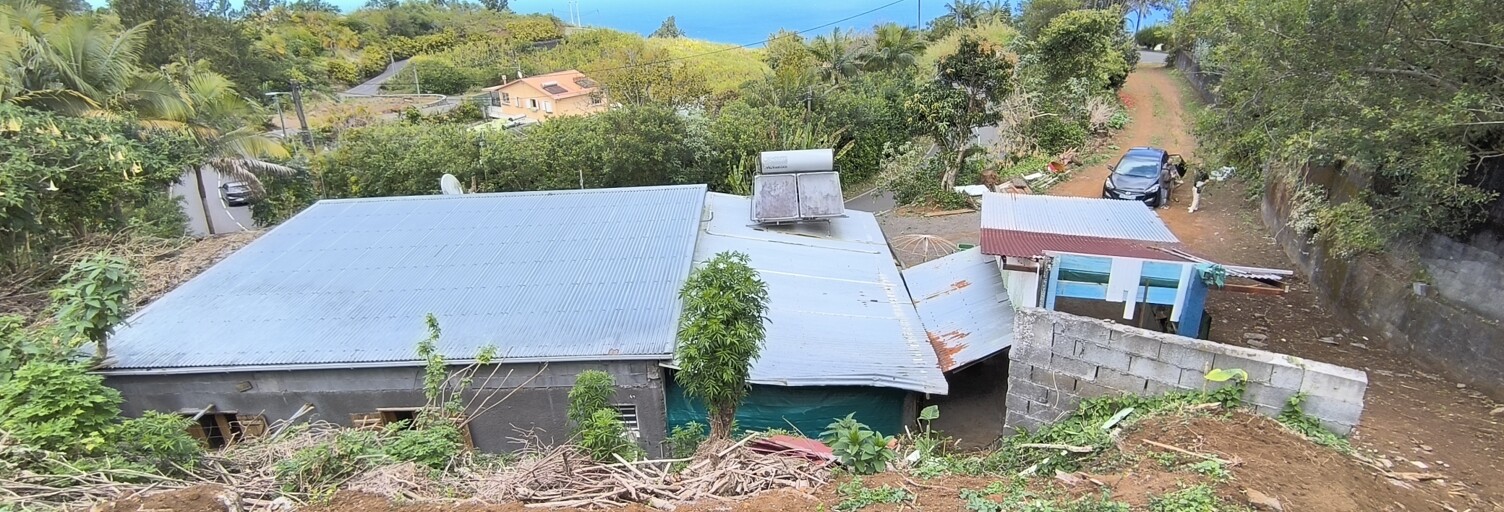 Terrain  1333 m² à vendre à Petite-Île (97429)