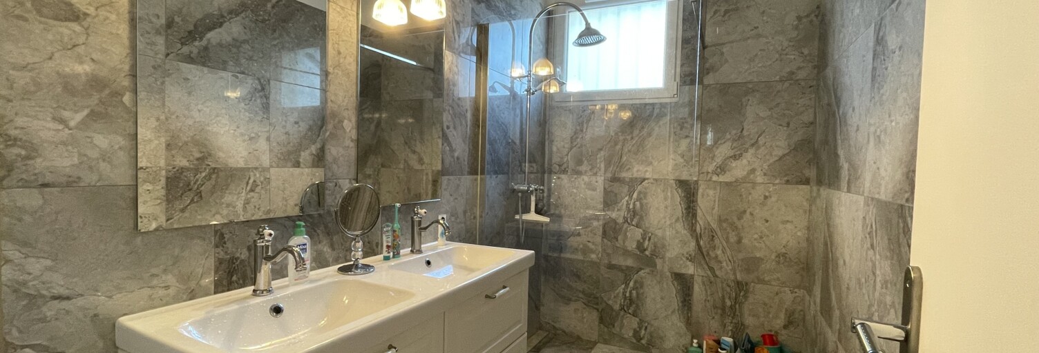 Appartement 5 Pièces 97 m² à vendre à Toulon (83200)