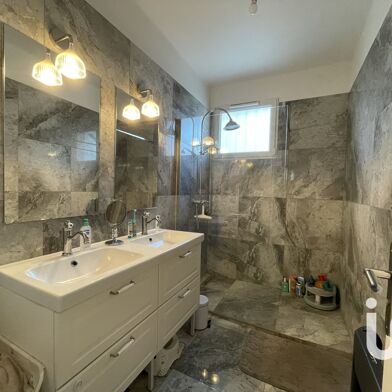 Appartement 5 pièces 264000 €