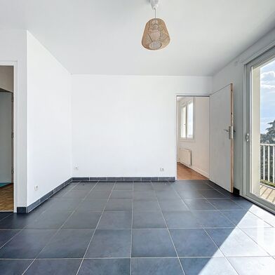 Appartement 4 pièces 79000 €