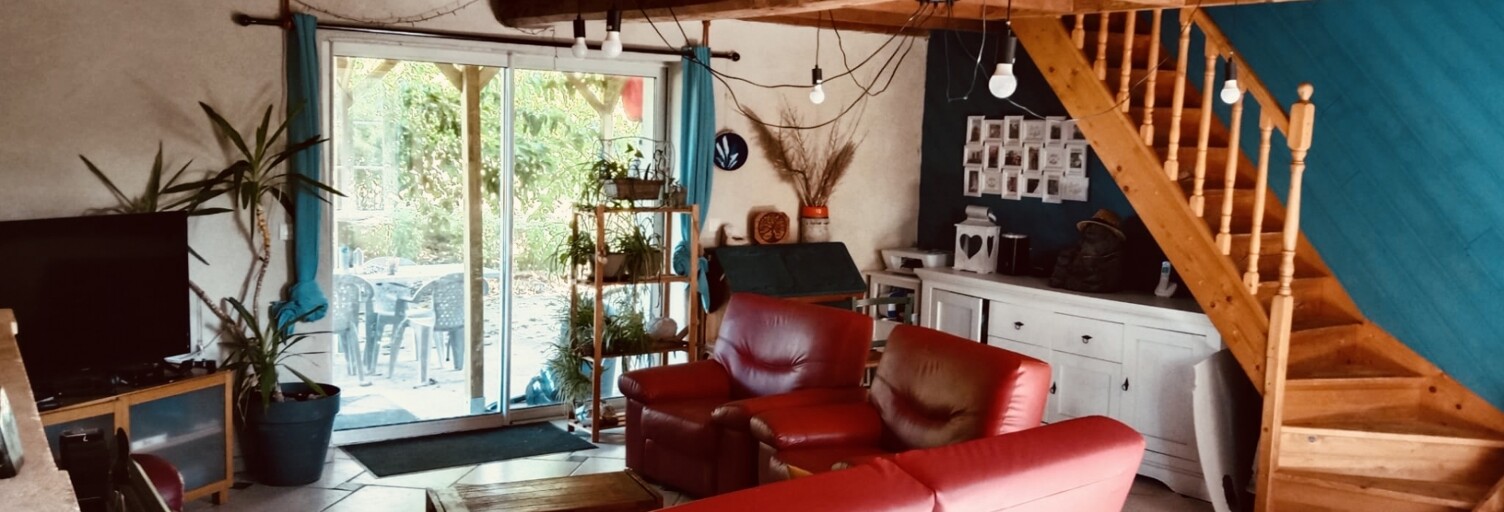 Maison 9 Pièces 244 m² à vendre à La Brousse (17160)