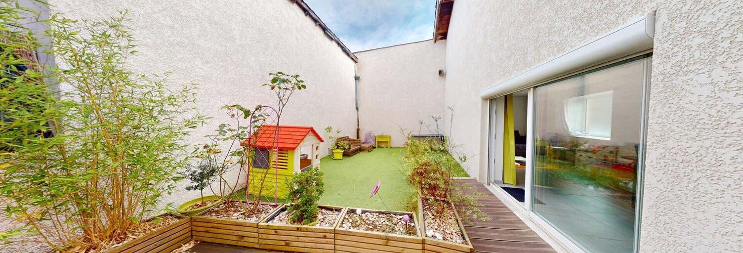 Maison 4 Pièces 100 m² à vendre à Chazelles-sur-Lyon (42140)