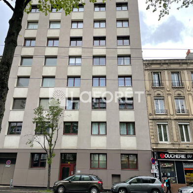 Appartement 4 pièces 160000 €