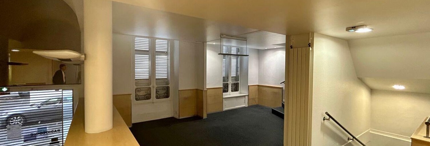 Bureau  480 m² à vendre à Pau (64000)