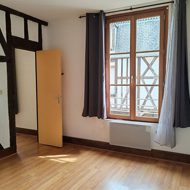 Appartement 2 pièces 425 €