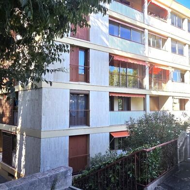 Appartement 4 pièces 233000 €