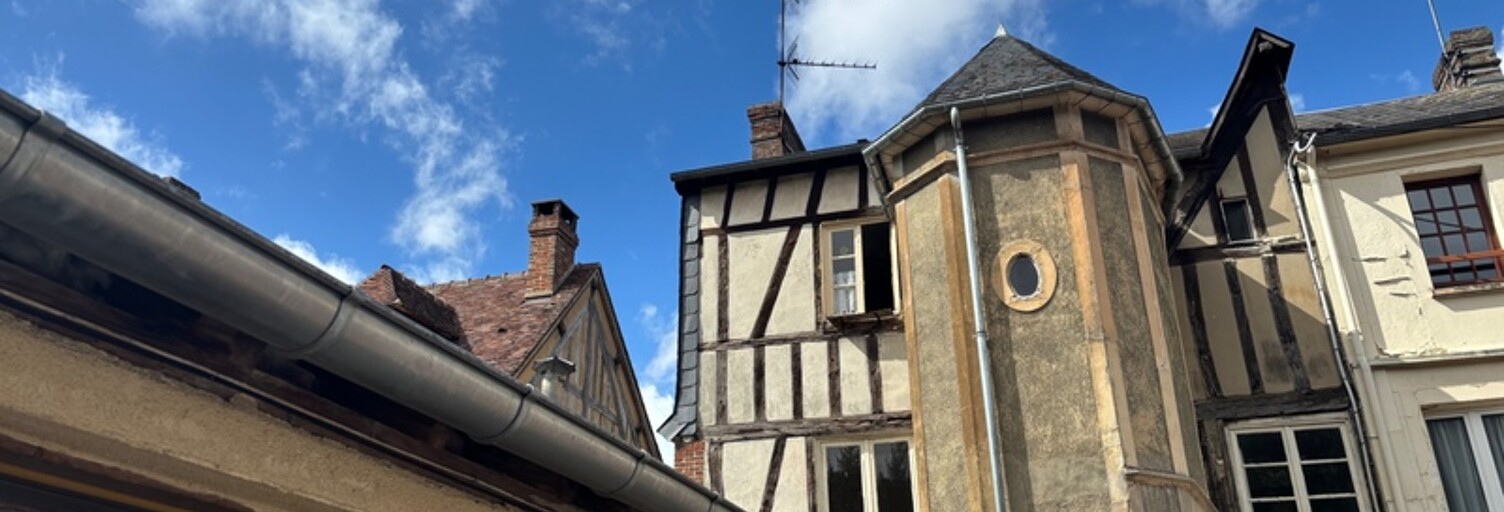 Immeuble  142 m² à vendre à La Ferrière-sur-Risle (27760)