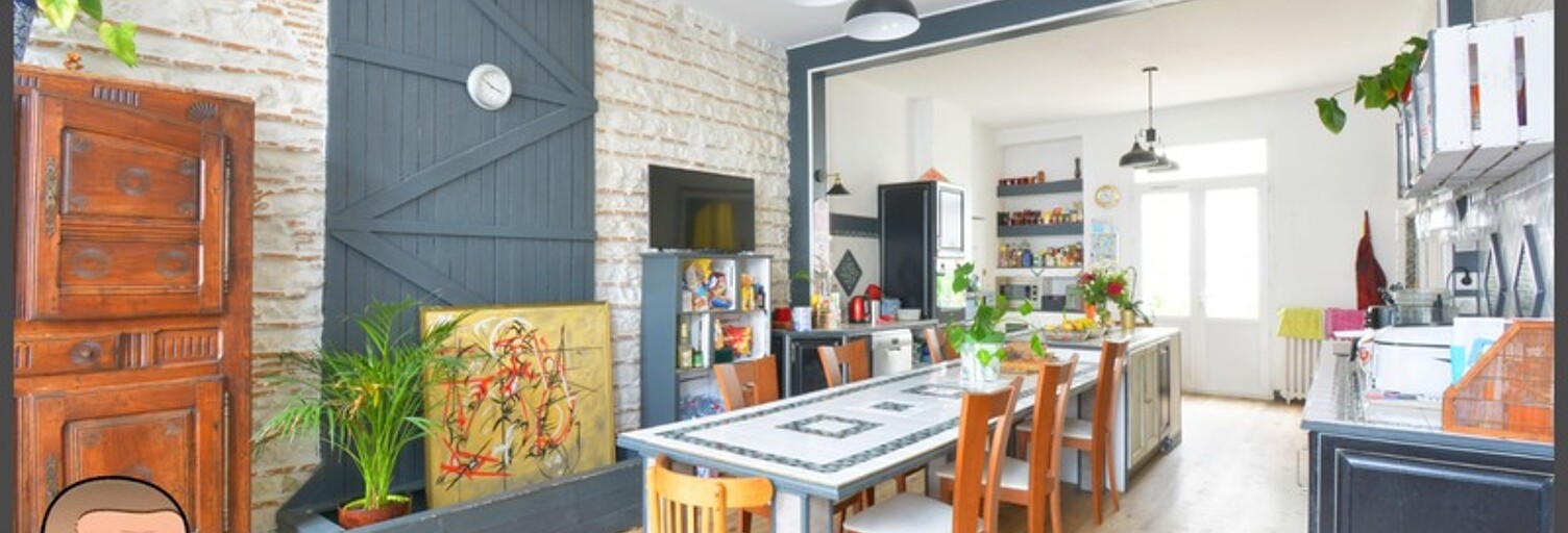 Maison 9 Pièces 216 m² à vendre à Sainte-Foy-la-Grande (33220)