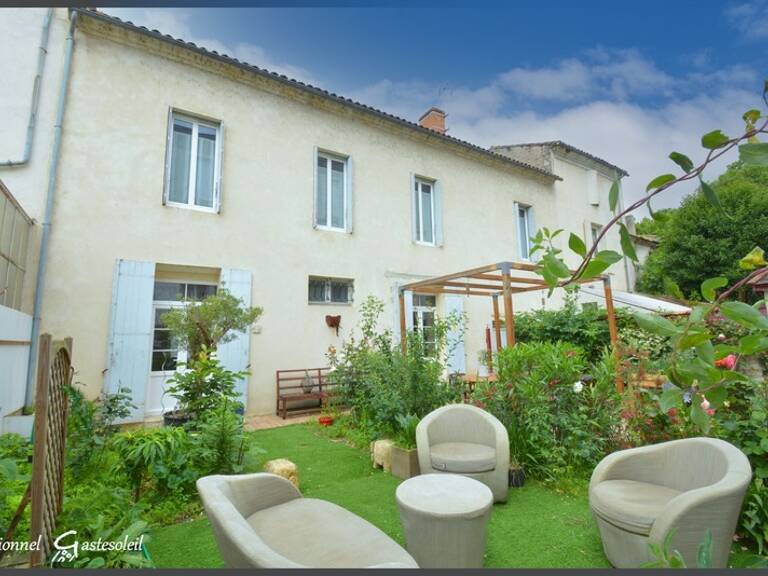 Maison de Ville de caractère en Pierre avec Studio Indépendant et Jardin à Sainte-Foy-la-Grande — photo 1