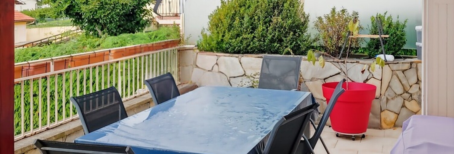 Maison 10 Pièces 217 m² à vendre à La Monnerie-le-Montel (63650)