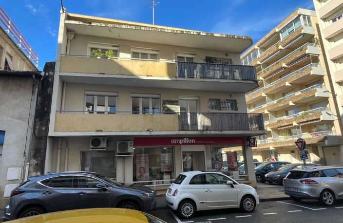 En hyper centre, Appartement 120 m², 3 chambres +  Garage — photo 3