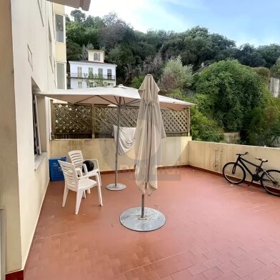 Appartement 3 pièces 255300 €