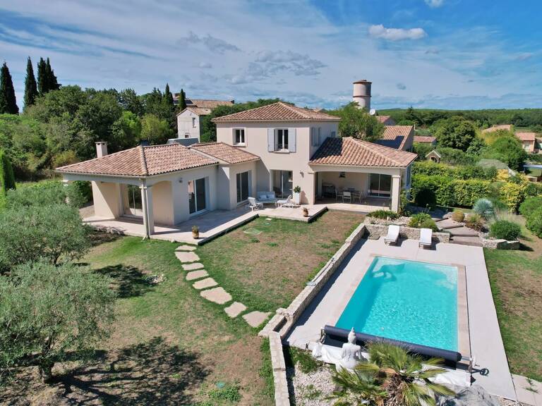 Villa méridionale aux portes d'Uzès — photo 1