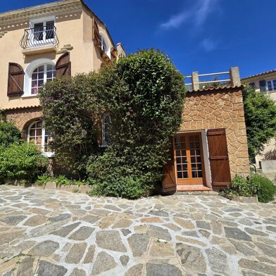 Maison 4 pièces 399000 €