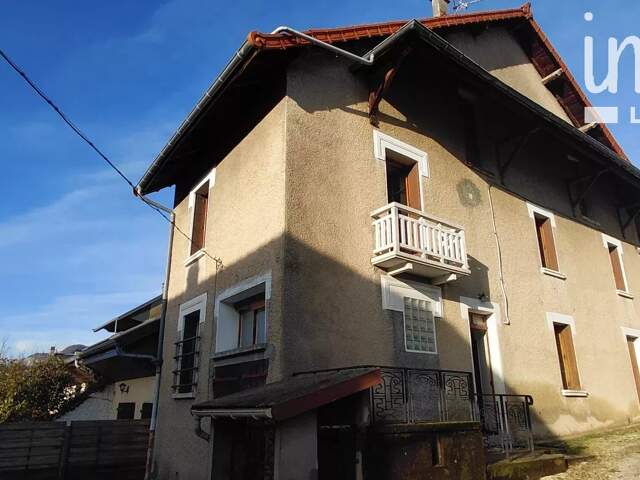 Belle maison familiale de 110 m2 à rénover — photo du bien