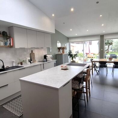 Maison 7 pièces 275600 €