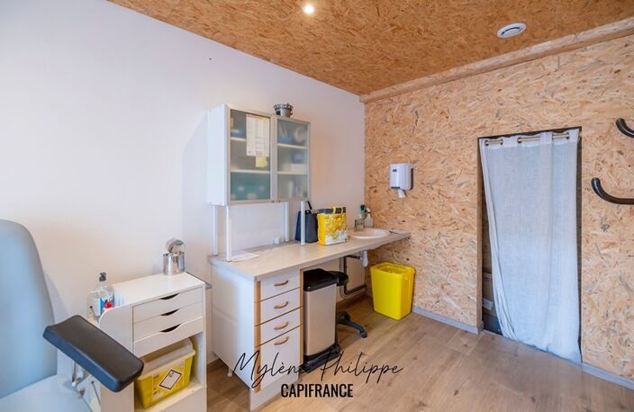 À VENDRE – Local commercial 111 m² – Saint-Bonnet-en-Champsaur (05500) — photo 2