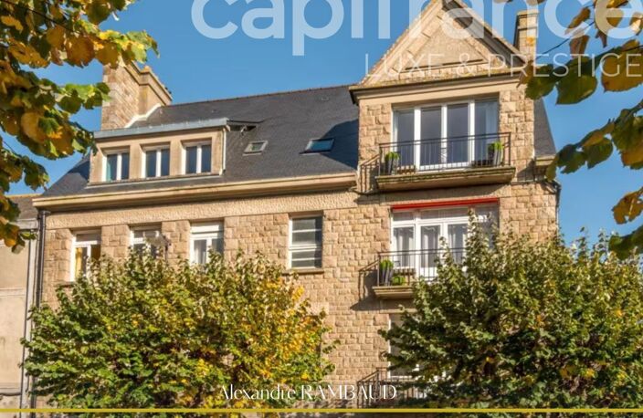 Propriété à vendre 17 pièces en plein centre de DOL DE BRETAGNE (35) - proche de Saint Malo — photo 2
