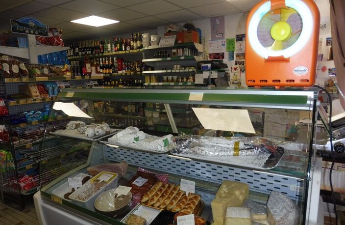 Fonds de commerce Épicerie en plein cœur de la Sologne — photo 3