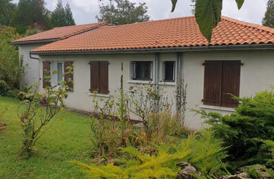 BARBEZIEUX Est à vendre maison 120 m² 3/4 chambres 2 garages terrain 15 000 m² avec un bois !!! — photo du bien