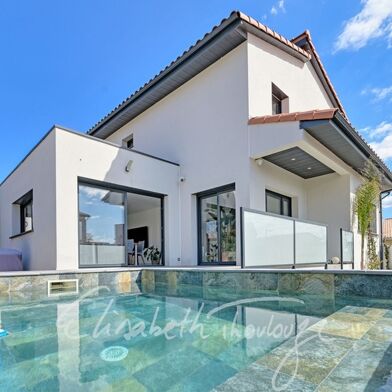 Maison 5 pièces 479000 €