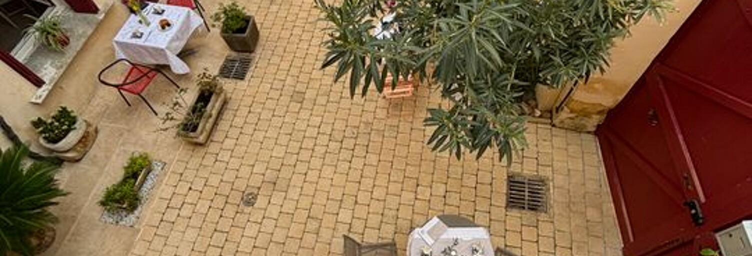 Appartement 6 Pièces 135 m² à louer à Eyragues (13630)