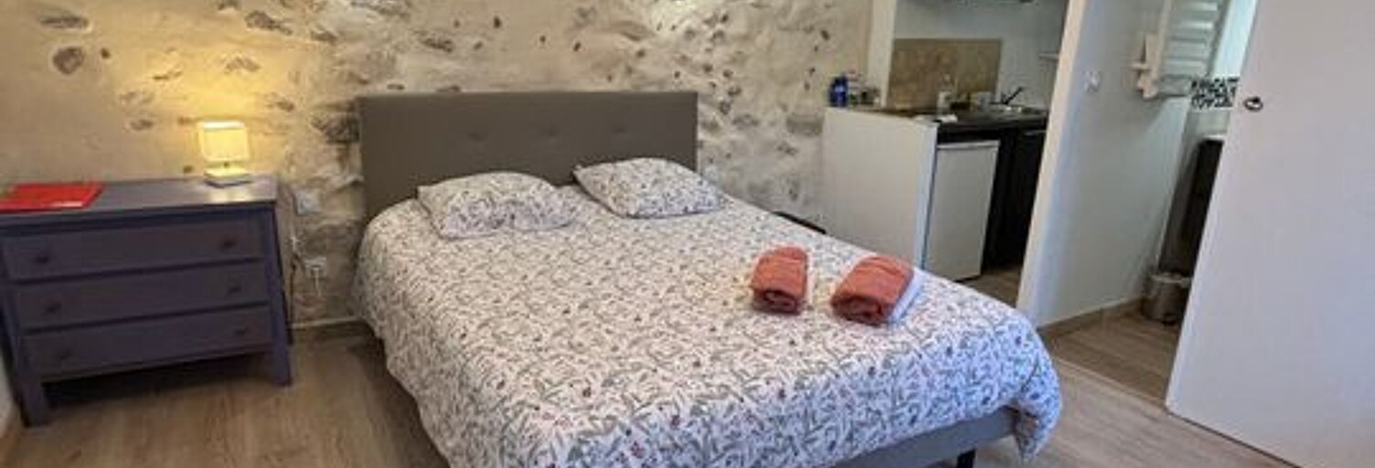 Appartement 1 Pièce 23 m² à louer à Eyragues (13630)