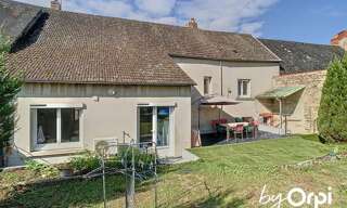 Maison 7 Pièces 207 m² à vendre à Marcillat-en-Combraille (03420)