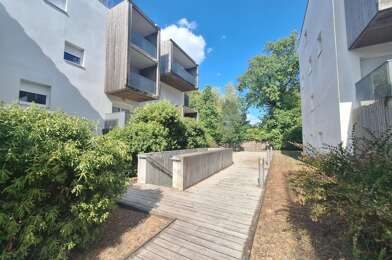 Appartement 3 pièces 240000 €