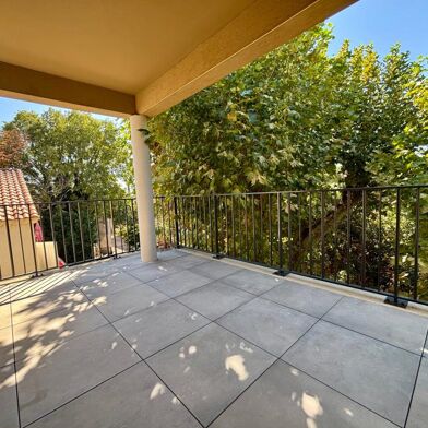 Appartement 3 pièces 263700 €